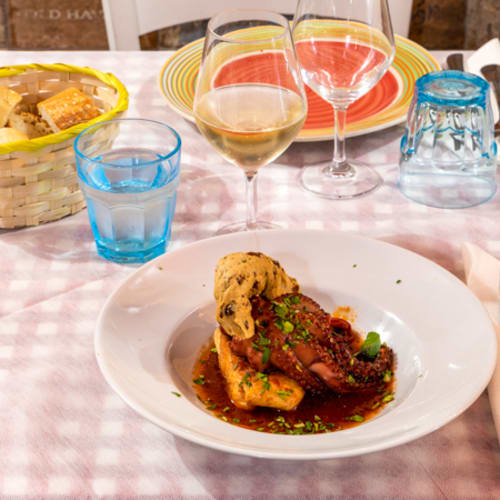 Addu Fratemo - Trattoria e Pizzeria, Napoli