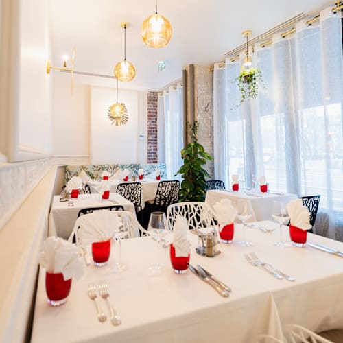 Le Palmiste Rrouge, Paris