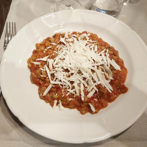 La Cuoca E Il Poeta, Milano