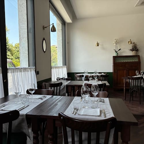 La Cuoca E Il Poeta, Milano