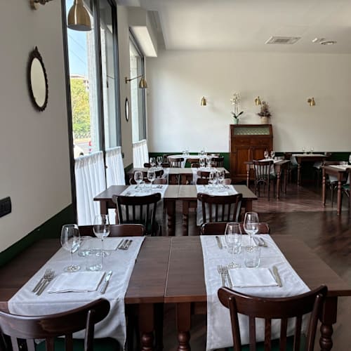 La Cuoca E Il Poeta, Milano