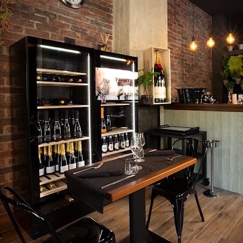 Corner 58 by Roberto Conti, Milano