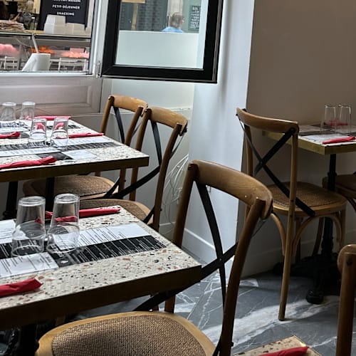 Elie Traiteur, Paris