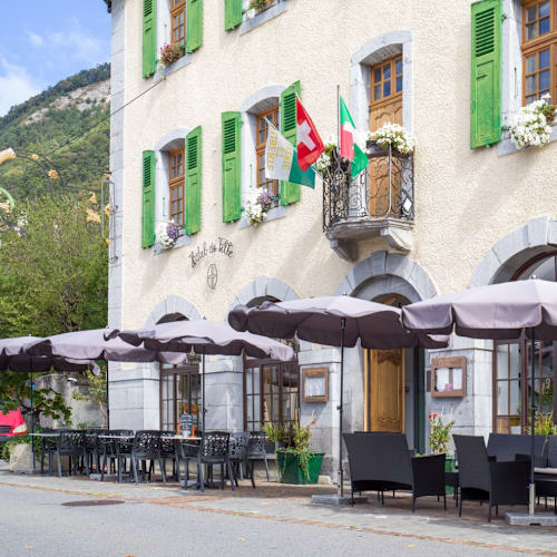 Hôtel de Ville d'Ollon, Le Restaurant, Ollon