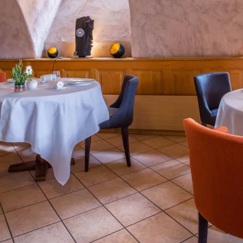 Hôtel de Ville d'Ollon, Le Restaurant, Ollon