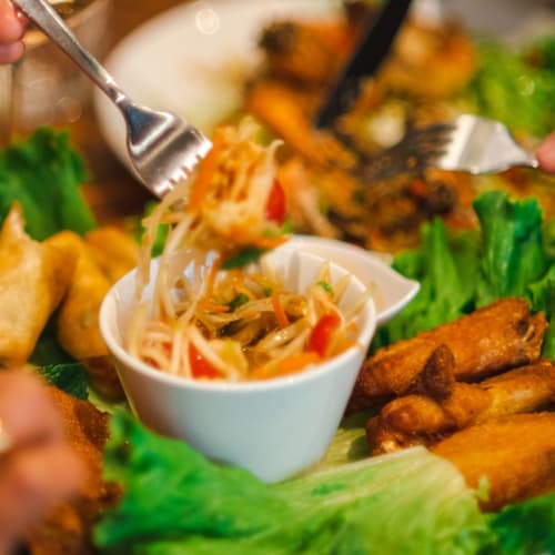Ban Sue Thai & Wine House - Cuisine de Famille Thai, Paris