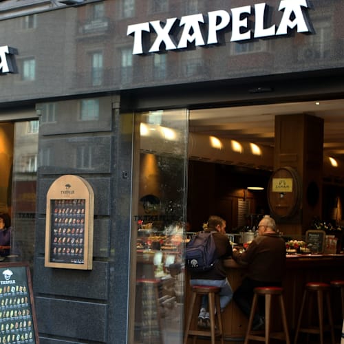 Txapela Gran Vía 64, Madrid
