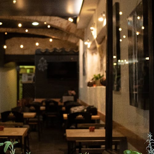 White Stone, Cagliari