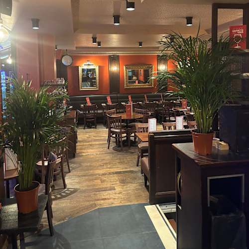 l'Apollinaire, Paris