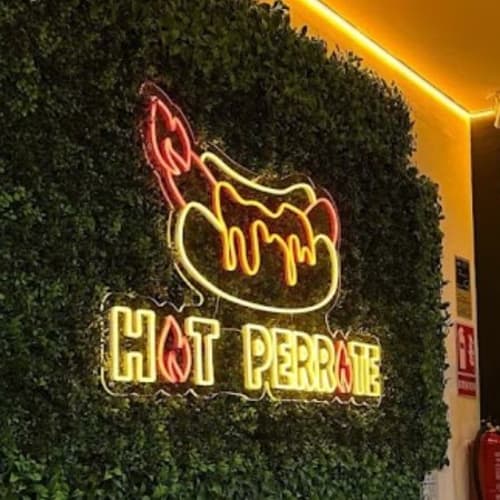 Hot Perrote - Bernabeu, Madrid