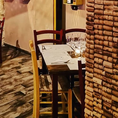 Enoteca D.O.C. Wine Bar & Bistrot, Marigliano