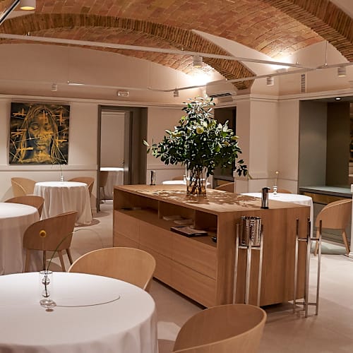 Divinum, Girona