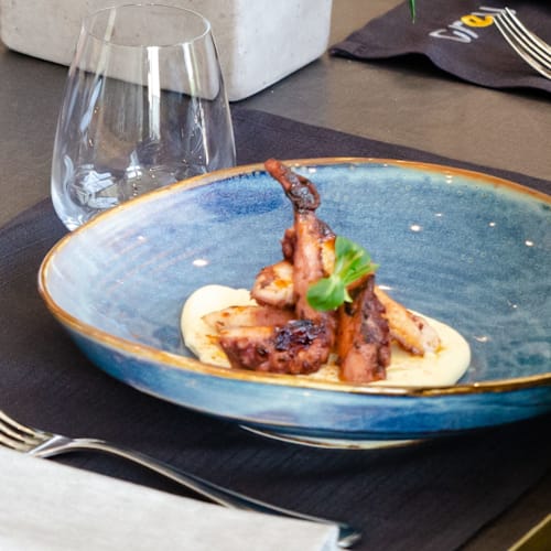 Grey Wine & Grill Restaurant, Torri di Confine
