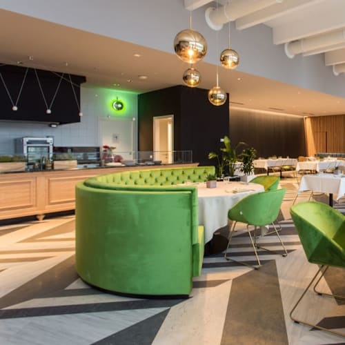 Grey Wine & Grill Restaurant, Torri di Confine