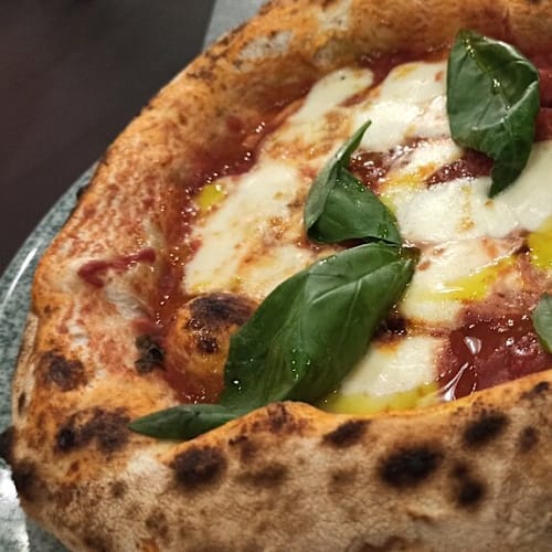 L'evoluzione della pizza, Catania