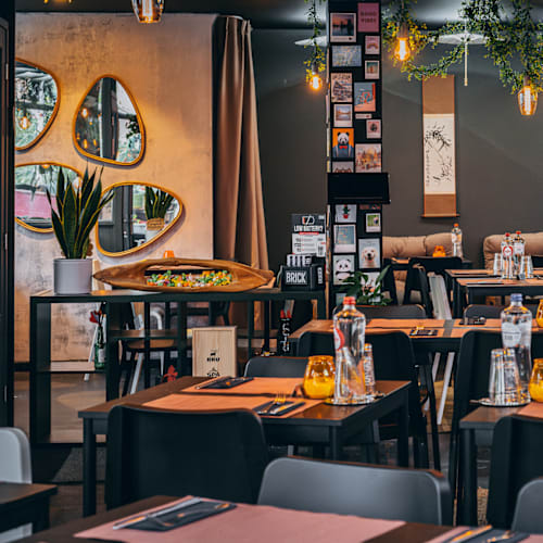 Insaeng, Amsterdam