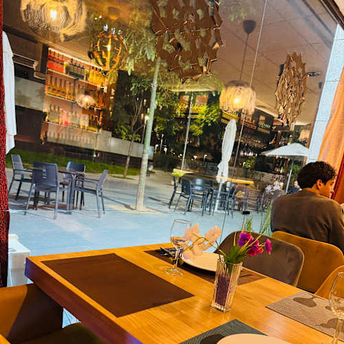 Royal king indian, Barcelona