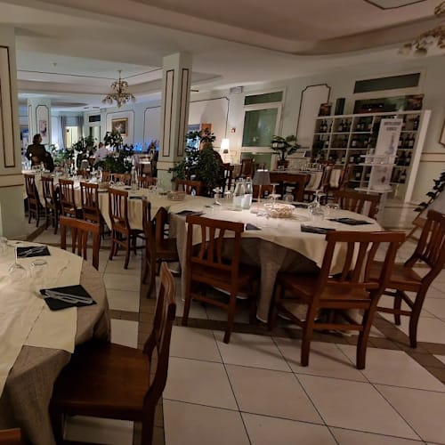 Le Camelie, Porcari