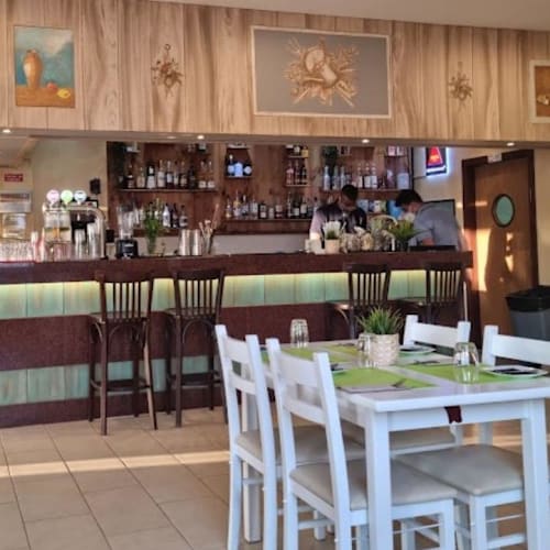 Farm Village - Into the Wild: Burguer & Cocktails, Albufeira
