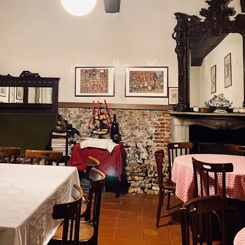 Alzaia 26, Milano