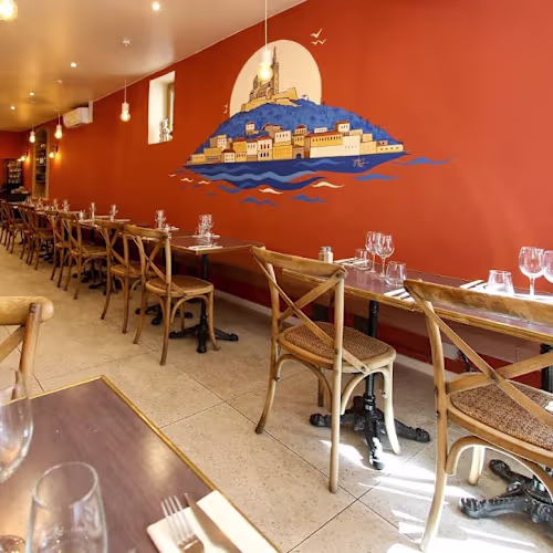 Tata Massilia, Marseille