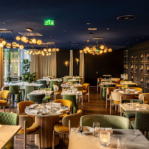 Renvy, Amsterdam