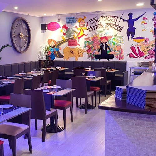 Hungry Eyes, Barcelona