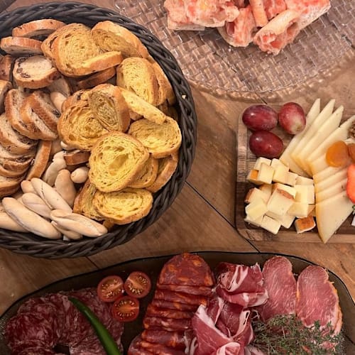 La braseria del village, El Raval d'Aguilera