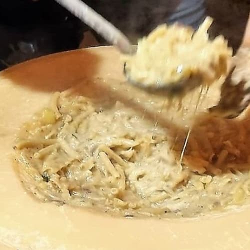 Osteria N°100, Curti