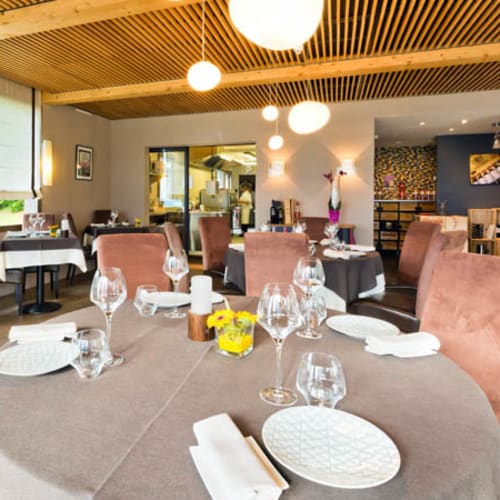 La Table des Dames par La Croix de Savoie, Arâches-la-Frasse