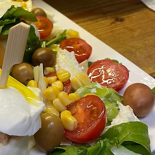 B - eat Cucina Tipica, Fondi