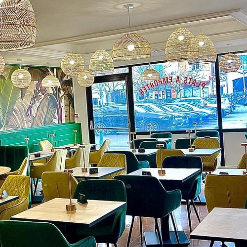 Taanneef resto , Carrières-sous-Poissy