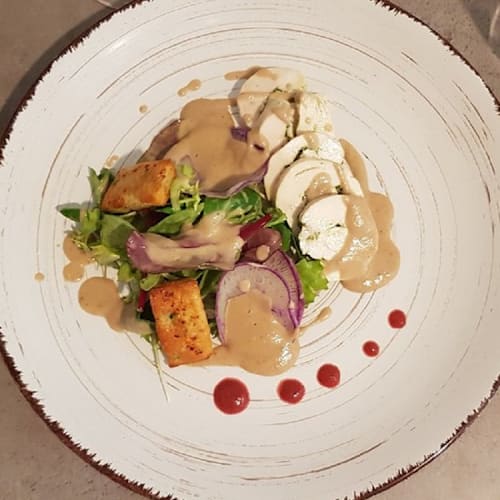 La Table de Cassan, L'Isle-Adam