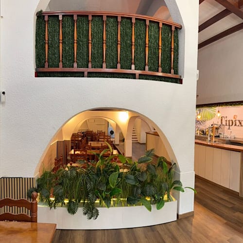 Tipix, La Pobla de Vallbona