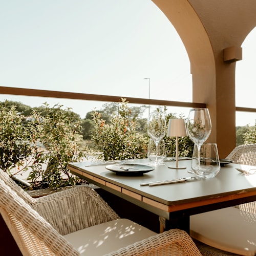 dlounge, Almancil