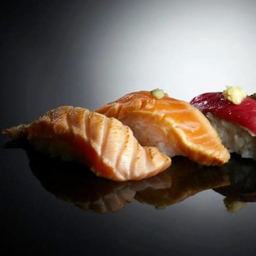 Moshimoshi, Carouge