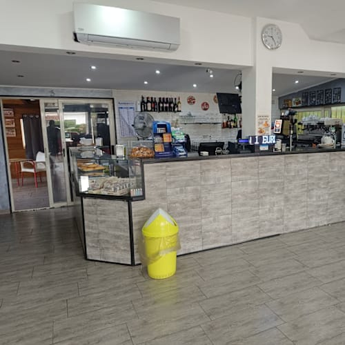 Bar de Rosa, Cervaro