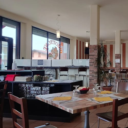 Il Ghiottone Pizzeria Friggitoria, Turate