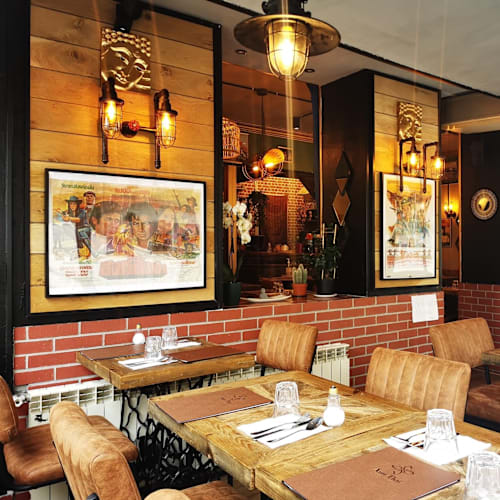 Aim Thai, Versailles