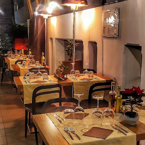 Mirage Café & Restaurant, Milano