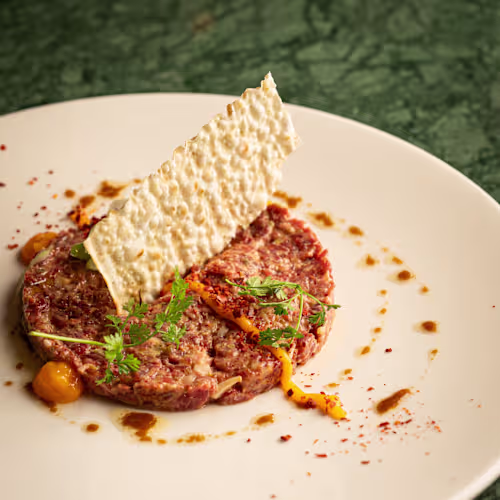 La Embajada de Serrano, Madrid