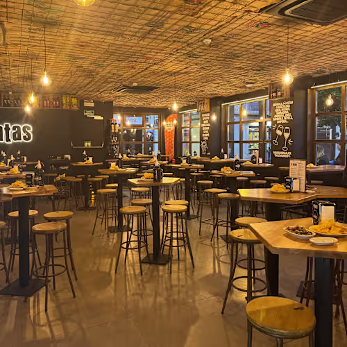 4 Latas - Reus, Reus