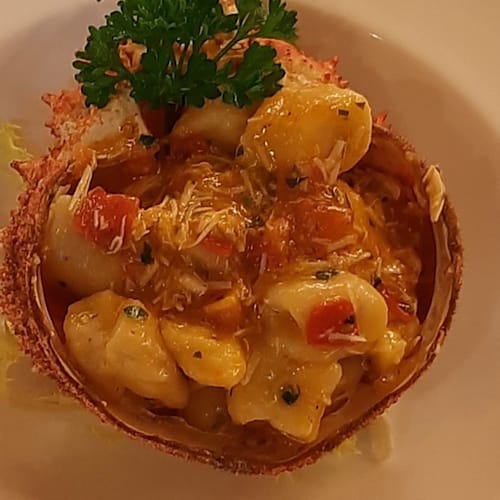 Lo Smeraldo, Pozza