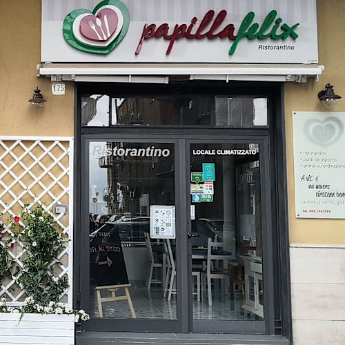 Papilla Felix, Salerno
