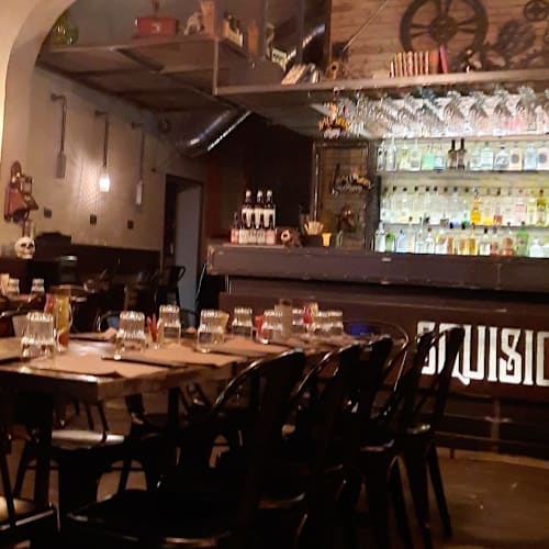Squisio Cocktails & Burgers, Prato