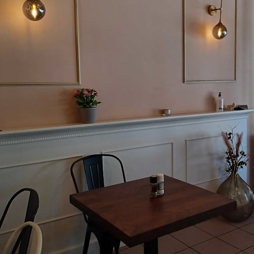 Kefi Taverna, Evere