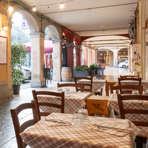 Hostaria, Bologna