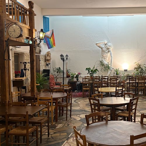 Chez Funda - Le Village, Paris