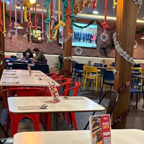 La Bajada Street Food - Ciudad Lineal, Madrid