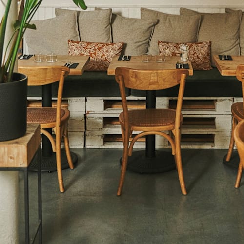 Lovebird Saint-Cloud, Saint-Cloud